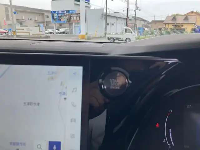 レクサス ＲＸ 350 バージョンL 兵庫県 2023(令5)年 1.2万km グラファイトブラックガラスフレーク ワンオーナー/純正ナビ/フルセグTV/Bluetooth/FM/AM/USB/ビルトインETC2.0/パノラミックビューモニター/プリクラッシュセーフティ/レーンディパーチャーアラート/レーダークルーズコントロール/レーンチェンジアシスト/ブラインドスポットモニター/オートマチックハイビーム/ヘッドアップディスプレイ/パーキングサポートブレーキ/F/R クロストラフィックアラート/パワーバックドア/サンルーフ/F/R クリアランスソナー/インテリジェントルームミラー/全席シートヒーター・エアーシート/D/N パワーシート/ステアリングヒーター/ステアリングスイッチ/パドルシフト/LEDヘッドライト/フォグランプ/オートライト/プッシュスタート/ルーフレール/電格ミラー/純正フロアマット/スペアキー1本/新車時保証書/取扱説明書
