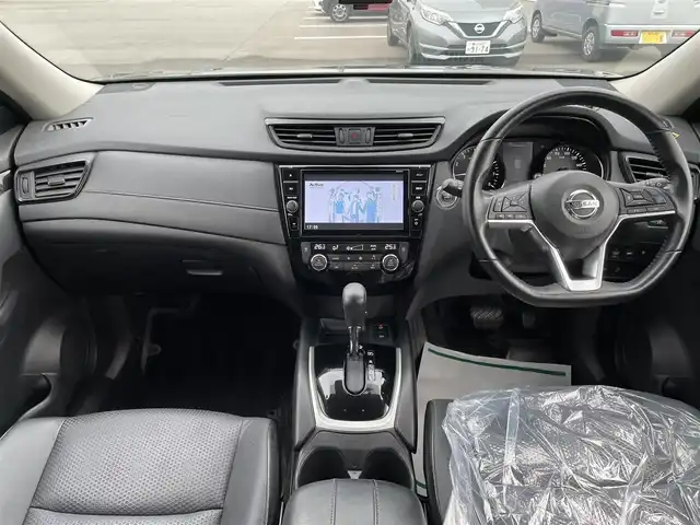 日産 エクストレイル 20Xi 石川県 2020(令2)年 5.3万km チタニウムカーキ 4WD/純正9型メモリーナビ/純正CD/DVD/フルセグTV/アラウンドビューモニター/LEDヘッドライト/衝突軽減ブレーキ/プロパイロット/ETC/デジタルミラー/インテリキー/プッシュスタート/電動ミラー/シートヒーター/革シート/クリアランスソナー/パワーバックドア/保証書
