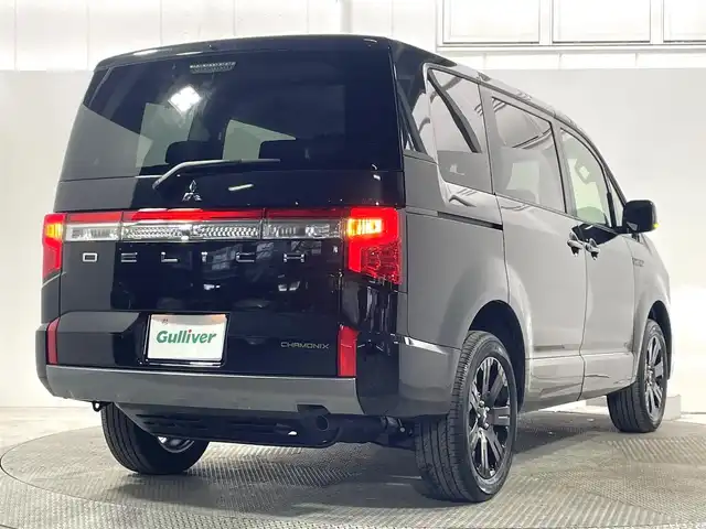 三菱 デリカＤ：５ シャモニー 大阪府 2025(令7)年 0.1万km未満 黒 登録済未使用車 ALPINEナビ(フルセグ/DVD再生/Bluetooth) 360カメラ 後席モニター シートヒーター ステアリングヒーター 電動リアゲート 衝突軽減 レーダーC BSM ４WD