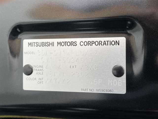 三菱 デリカＤ：５ シャモニー 大阪府 2025(令7)年 0.1千km 黒 登録済未使用車 ALPINEナビ(フルセグ/DVD再生/Bluetooth) 360カメラ 後席モニター シートヒーター ステアリングヒーター 電動リアゲート 衝突軽減 レーダーC BSM ４WD