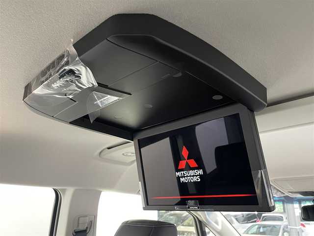 三菱 デリカＤ：５ シャモニー 大阪府 2025(令7)年 0.1千km 黒 登録済未使用車 ALPINEナビ(フルセグ/DVD再生/Bluetooth) 360カメラ 後席モニター シートヒーター ステアリングヒーター 電動リアゲート 衝突軽減 レーダーC BSM ４WD
