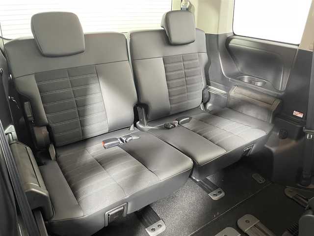 三菱 デリカＤ：５ シャモニー 大阪府 2025(令7)年 0.1千km 黒 登録済未使用車 ALPINEナビ(フルセグ/DVD再生/Bluetooth) 360カメラ 後席モニター シートヒーター ステアリングヒーター 電動リアゲート 衝突軽減 レーダーC BSM ４WD