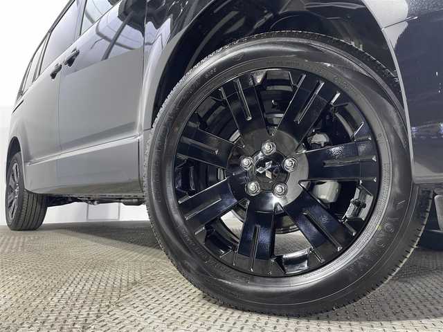 三菱 デリカＤ：５ シャモニー 大阪府 2025(令7)年 0.1千km 黒 登録済未使用車 ALPINEナビ(フルセグ/DVD再生/Bluetooth) 360カメラ 後席モニター シートヒーター ステアリングヒーター 電動リアゲート 衝突軽減 レーダーC BSM ４WD