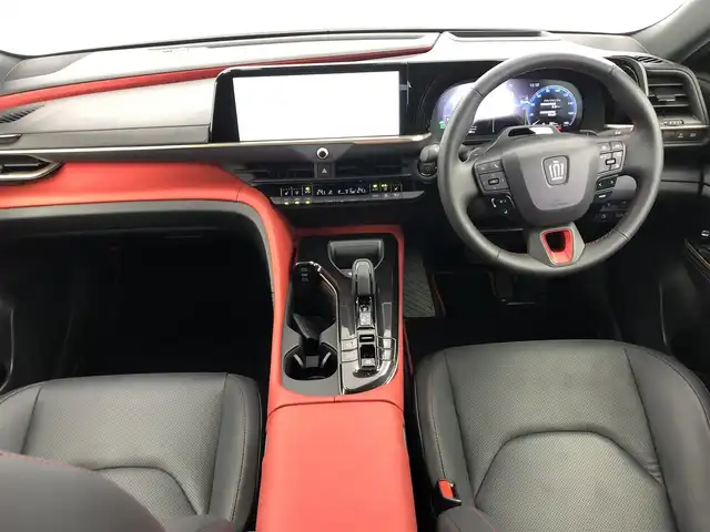 トヨタ クラウン スポーツ RS 愛知県 2024(令6)年 0.5万km パールⅡ １２．３インチＤオーディオ　/全方位　/黒革　/ＨＵＤ　/パドルシフト　/置くだけ充電　/パワーシート（ヒート、エアー付）　/ＡＣ１００Ｖコンセント　/ＥＴＣ２．０　/タイプＣ　/BSM　/前後ドラレコ　/電子パーキング　/パワーバックドア