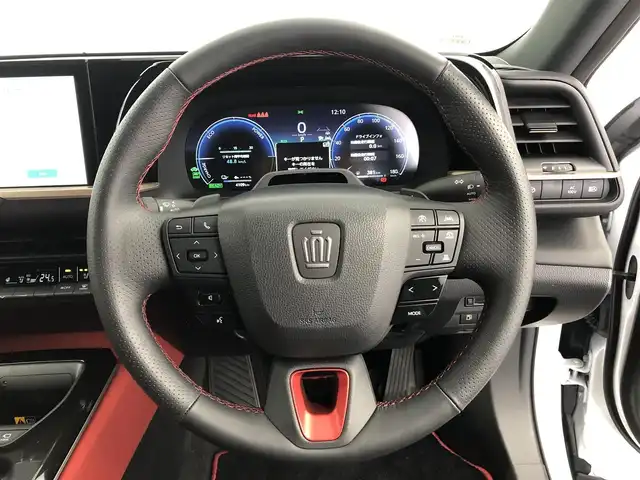 トヨタ クラウン スポーツ RS 愛知県 2024(令6)年 0.5万km パールⅡ １２．３インチＤオーディオ　/全方位　/黒革　/ＨＵＤ　/パドルシフト　/置くだけ充電　/パワーシート（ヒート、エアー付）　/ＡＣ１００Ｖコンセント　/ＥＴＣ２．０　/タイプＣ　/BSM　/前後ドラレコ　/電子パーキング　/パワーバックドア