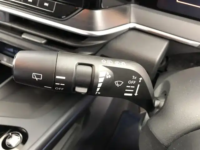 日産 ノート オーテック クロスオーバーFOUR 愛知県 2022(令4)年 2.3万km ピュアホワイトパール 純正9インチナビ/全方位カメラ/プロパイロット/ブラインドスポットモニター/置くだけ充電/ステアリングヒーター/レザーシート/シートヒーター/フルセグTV/テレビキャンセラー/ETC2.0/USB端子入力/ドアバイザー/オートライト/オートマチックハイビーム/ソナー/純正LEDライト/純正AW