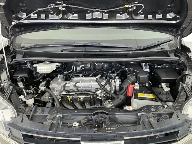 トヨタ ノア Si ダブルバイビーⅡ 大分県 2020(令2)年 6.5万km ブラック モデリスタエアロ/純正９インチナビ(CD/DVD/フルセグ/Bluetooth)/後席モニター/ＥＴＣ/両側電動ドア/ハーフレザーシート/バックカメラ/LEDライト/オートライト/オートハイビーム/クリアランスソナー/クルーズコントロール/レーンキープアシスト/横滑り防止装置/衝突軽減システム/プッシュスタート/ビルトインETC/スマートキー×2