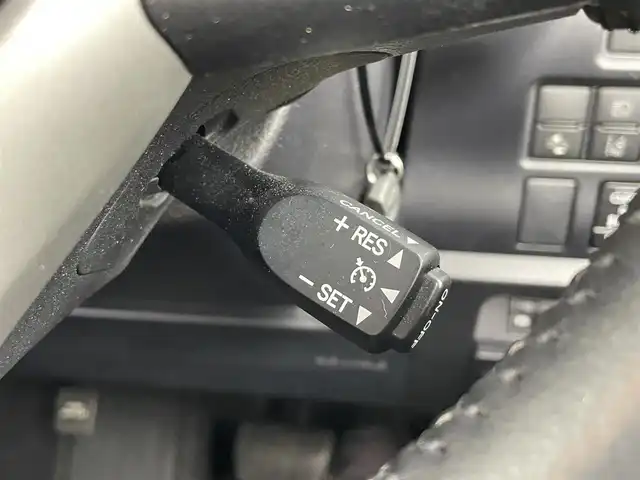 トヨタ ノア Si ダブルバイビーⅡ 大分県 2020(令2)年 6.5万km ブラック モデリスタエアロ/純正９インチナビ(CD/DVD/フルセグ/Bluetooth)/後席モニター/ＥＴＣ/両側電動ドア/ハーフレザーシート/バックカメラ/LEDライト/オートライト/オートハイビーム/クリアランスソナー/クルーズコントロール/レーンキープアシスト/横滑り防止装置/衝突軽減システム/プッシュスタート/ビルトインETC/スマートキー×2