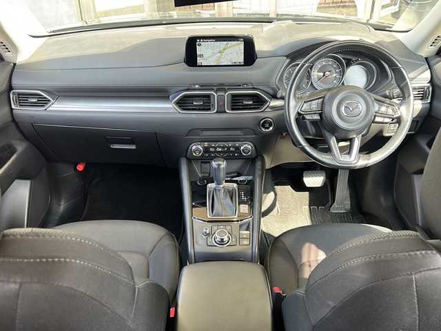 マツダ ＣＸ－５ 20S プロアクティブ 静岡県 2017(平29)年 6.7万km ジェットブラックマイカ 純正ナビ/・FM/・AM/・aha/・Stitcher/・Bluetooth/・USB/・CD/・AUX/・DVD/・フルセグTV/主要装備/・バックカメラ/・ミラー一体型レーダー探知機/・ヘッドアップディスプレイ/・アルパインフリップダウン/・ＥＴＣ/・ＭＴモード付ＡＴ/・ｉ－ｓｔｏｐ/・追従クルコン/・ブラインドスポットモニター/・レーンキープアシスト/・スマートブレーキサポート/・クリアランスソナー/・サイドカーテンエアバッグ/・電動パーキング