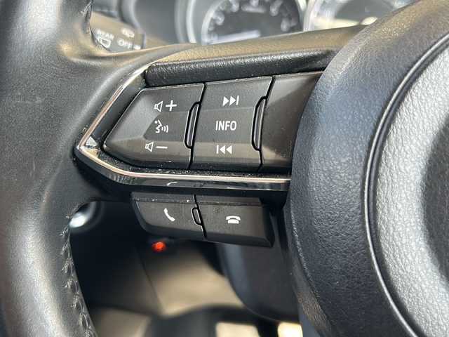 マツダ ＣＸ－５ 20S プロアクティブ 静岡県 2017(平29)年 6.7万km ジェットブラックマイカ 純正ナビ/・FM/・AM/・aha/・Stitcher/・Bluetooth/・USB/・CD/・AUX/・DVD/・フルセグTV/主要装備/・バックカメラ/・ミラー一体型レーダー探知機/・ヘッドアップディスプレイ/・アルパインフリップダウン/・ＥＴＣ/・ＭＴモード付ＡＴ/・ｉ－ｓｔｏｐ/・追従クルコン/・ブラインドスポットモニター/・レーンキープアシスト/・スマートブレーキサポート/・クリアランスソナー/・サイドカーテンエアバッグ/・電動パーキング