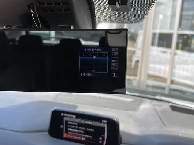 マツダ ＣＸ－５ 20S プロアクティブ 静岡県 2017(平29)年 6.7万km ジェットブラックマイカ 純正ナビ/・FM/・AM/・aha/・Stitcher/・Bluetooth/・USB/・CD/・AUX/・DVD/・フルセグTV/主要装備/・バックカメラ/・ミラー一体型レーダー探知機/・ヘッドアップディスプレイ/・アルパインフリップダウン/・ＥＴＣ/・ＭＴモード付ＡＴ/・ｉ－ｓｔｏｐ/・追従クルコン/・ブラインドスポットモニター/・レーンキープアシスト/・スマートブレーキサポート/・クリアランスソナー/・サイドカーテンエアバッグ/・電動パーキング