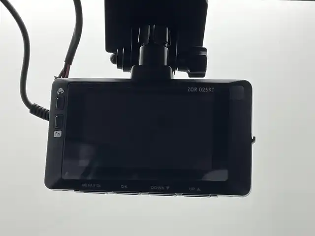 トヨタ ライズ G 熊本県 2020(令2)年 3万km ナチュラルベージュマイカM 4WD/ワンオーナー/スマートアシスト/・衝突回避支援ブレーキ/・車線逸脱抑制制御機能/・先行車発進お知らせ機能/・標識認識機能/・コーナーセンサー/・パノラミックビューモニター/純正7インチナビ【NSCN-W68】/（CD/ワンセグTV/BT）/シートヒーター（D・N席）/ビルトインETC/アイドリングストップ/ドライブレコーダー（F・R）/横滑り防止/ステアリングスイッチ/オートライト/スマートキー/プッシュスタート/純正フロアマット/純正16インチAW/電動格納ミラー/ドアバイザー