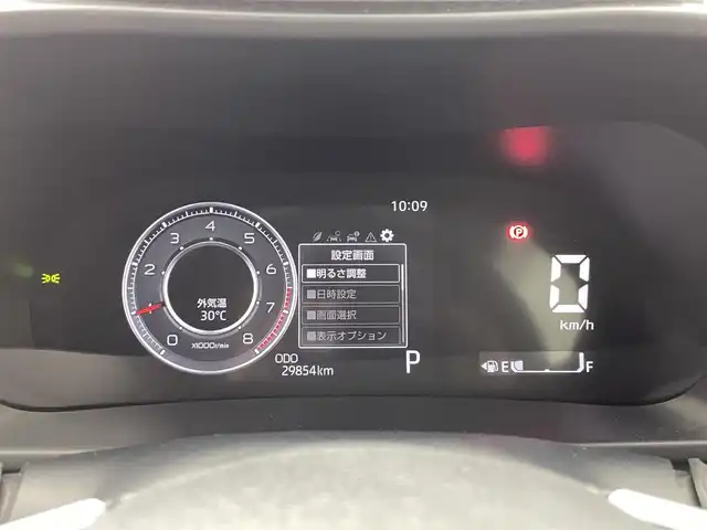 トヨタ ライズ G 熊本県 2020(令2)年 3万km ナチュラルベージュマイカM 4WD/ワンオーナー/スマートアシスト/・衝突回避支援ブレーキ/・車線逸脱抑制制御機能/・先行車発進お知らせ機能/・標識認識機能/・コーナーセンサー/・パノラミックビューモニター/純正7インチナビ【NSCN-W68】/（CD/ワンセグTV/BT）/シートヒーター（D・N席）/ビルトインETC/アイドリングストップ/ドライブレコーダー（F・R）/横滑り防止/ステアリングスイッチ/オートライト/スマートキー/プッシュスタート/純正フロアマット/純正16インチAW/電動格納ミラー/ドアバイザー