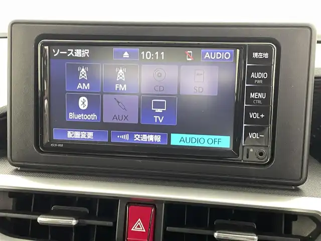 トヨタ ライズ G 熊本県 2020(令2)年 3万km ナチュラルベージュマイカM 4WD/ワンオーナー/スマートアシスト/・衝突回避支援ブレーキ/・車線逸脱抑制制御機能/・先行車発進お知らせ機能/・標識認識機能/・コーナーセンサー/・パノラミックビューモニター/純正7インチナビ【NSCN-W68】/（CD/ワンセグTV/BT）/シートヒーター（D・N席）/ビルトインETC/アイドリングストップ/ドライブレコーダー（F・R）/横滑り防止/ステアリングスイッチ/オートライト/スマートキー/プッシュスタート/純正フロアマット/純正16インチAW/電動格納ミラー/ドアバイザー