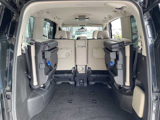 日産 セレナ ハイウェイスター G 愛知県 2016(平28)年 7.7万km ダイヤモンドブラック プロパイロット/純正8型ナビ/フリップダウンモニター/全方位カメラ/両側パワースライドドア/寒冷地仕様/衝突軽減システム/バックカメラ/ハンズフリースライドドア/コーナーセンサー/純正アルミホイール/LEDヘッドライト/インテリジェントミラー/リアオートエアコン/レーンキープアシスト/ETC/ステアリングスイッチ/スマートキー/プッシュスタート