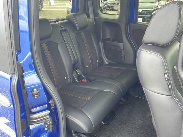 ホンダ Ｎ ＢＯＸ G L ターボ ホンダセンシング 島根県 2018(平30)年 7万km ブリリアントスポーティブルーメタリック2トーン 社外HDDナビ（AVIC-ZH900）/フルセグTV/ターボ/両側パワースライドドア/ビルトインＥＴＣ/アダプティブクルーズコントロール/ステアリングスイッチ/パドルシフト/プッシュスタート/ホンダセンシング/・衝突軽減ブレーキ〈CMBS〉/・誤発進抑制機能/・後方誤発進抑制機能/・歩行者事故低減ステアリング/・路外逸脱抑制機能/・LKAS〈車線維持支援システム〉/・先行車発進お知らせ機能/・標識認識機能