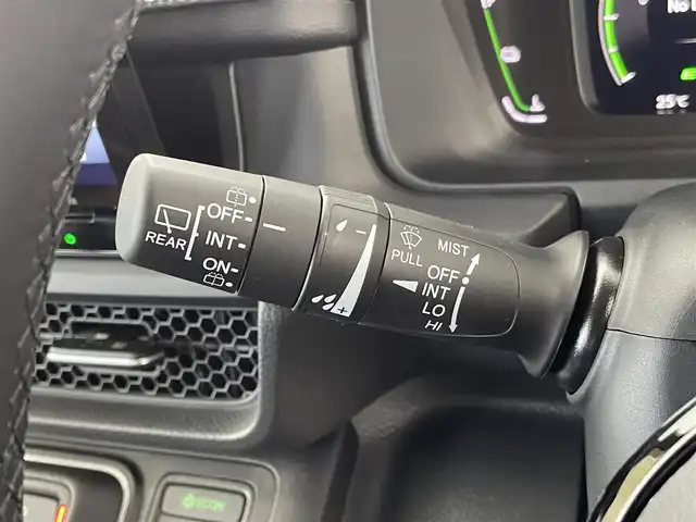 ホンダ ステップワゴン スパーダ eHEV 群馬県 2025(令7)年 0.1千km プラチナホワイトパール 登録済み未使用車　純正11.4インチナビ　バックカメラ　衝突軽減　両側パワースライドドア　BSM　アダプティブクルーズコントロール　レーンアシスト　パワーリアゲート　オットマン　シートヒーター　禁煙車