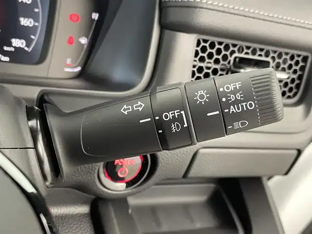 ホンダ ステップワゴン スパーダ eHEV 群馬県 2025(令7)年 0.1千km プラチナホワイトパール 登録済み未使用車　純正11.4インチナビ　バックカメラ　衝突軽減　両側パワースライドドア　BSM　アダプティブクルーズコントロール　レーンアシスト　パワーリアゲート　オットマン　シートヒーター　禁煙車