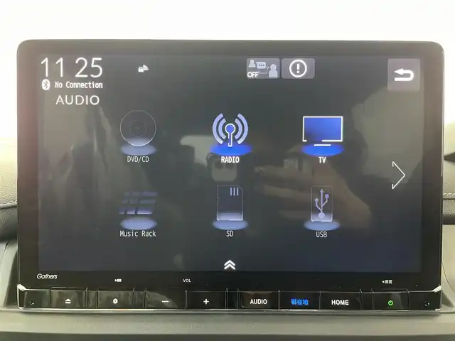 ホンダ ステップワゴン スパーダ eHEV 群馬県 2025(令7)年 0.1千km プラチナホワイトパール 登録済み未使用車　純正11.4インチナビ　バックカメラ　衝突軽減　両側パワースライドドア　BSM　アダプティブクルーズコントロール　レーンアシスト　パワーリアゲート　オットマン　シートヒーター　禁煙車