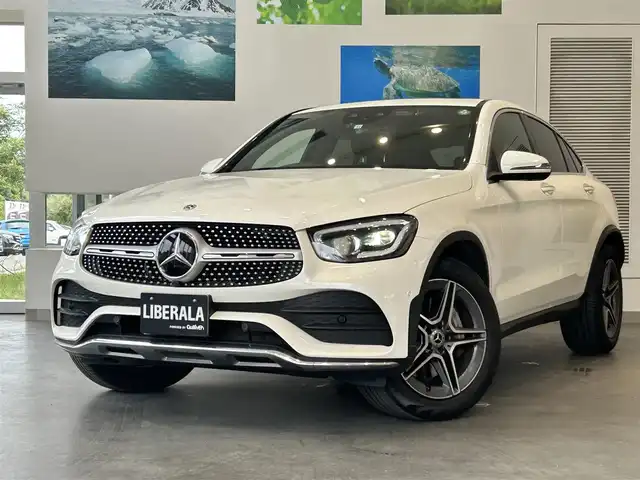 メルセデス・ベンツ ＧＬＣ２２０ d 4マチック クーペ AMGライン 大阪府 2022(令4)年 1.4万km ダイヤモンドホワイト レーダーセーフティP/サンルーフ/ハーフレザー/メモリ付きパワーシート/シートヒーター/ACC/純正ナビ/TV/360度カメラ/applecarplay/純正19インチAW/LEDヘッドライト/アンビエントライト/電動リアゲート/ブラインドスポット/クリアランスソナー/パドルシフト/ETC/ドラレコ