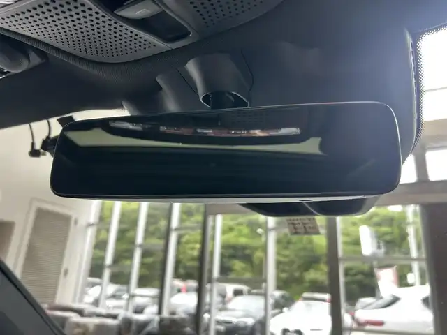メルセデス・ベンツ ＧＬＣ２２０ d 4マチック クーペ AMGライン 大阪府 2022(令4)年 1.4万km ダイヤモンドホワイト レーダーセーフティP/サンルーフ/ハーフレザー/メモリ付きパワーシート/シートヒーター/ACC/純正ナビ/TV/360度カメラ/applecarplay/純正19インチAW/LEDヘッドライト/アンビエントライト/電動リアゲート/ブラインドスポット/クリアランスソナー/パドルシフト/ETC/ドラレコ