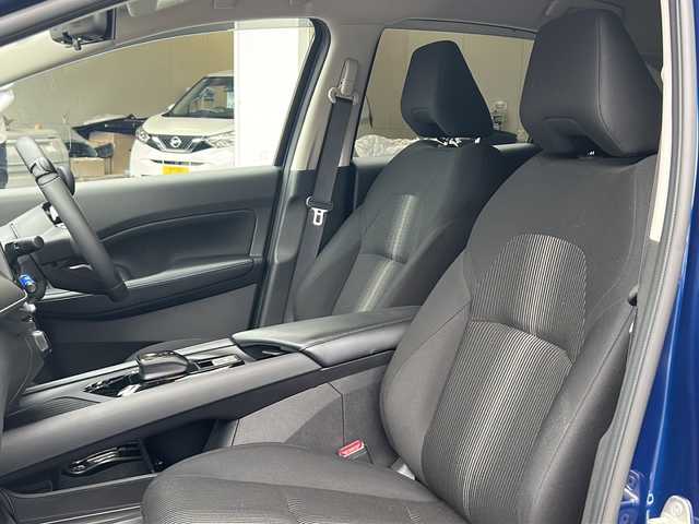 日産 ノート X FOUR 京都府 2021(令3)年 1.8万km オーロラフレアブルーパール 社外７型SDナビ/衝突軽減装置　/バックカメラ　/フルセグ　/禁煙車　/コーナーセンサー /４WD /ＬＥＤヘッドライト　/スマートキー /前席シートヒーター /ＥＴＣ /電動格納ミラー /プッシュスタート