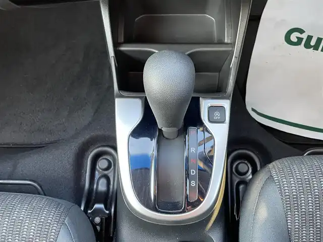 ホンダ フィット 13G Sパッケージ 岡山県 2014(平26)年 5.6万km ティンテッドシルバーM ベーシックインターナビ/フルセグテレビ/Bluetooth/iPod/AUX/USB接続可能/パドルシフト/ECOモード/アイドリングストップ/ETC/バックカメラ/プッシュスタート/LEDヘッドライト/純正フロアマット/社外アルミホイール