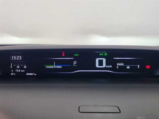 ホンダ ステップワゴン スパーダ eHEV G EXホンダS 愛知県 2020(令2)年 4.5万km プラチナホワイトパール ホンダセンシング/・衝突軽減ブレーキ/・誤発進抑制装置/・先行発進お知らせ機能/純正9型ナビ/・フルセグTV/・Bluetooth/・CD/DVD/両側パワースライドドア/バックカメラ/アダプティブクルーズコントロール/社外前後ドライブレコーダー/ハーフレザーシート/シートヒーター　/革巻きステアリング　/ステアリングリモコン/純正フロアマット/純正16インチAW/LEDライト/ETC2.0