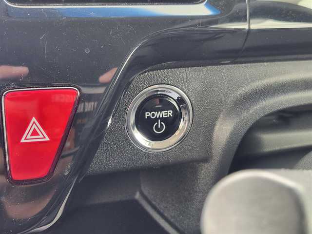 ホンダ ステップワゴン スパーダ eHEV G EXホンダS 愛知県 2020(令2)年 4.5万km プラチナホワイトパール ホンダセンシング/・衝突軽減ブレーキ/・誤発進抑制装置/・先行発進お知らせ機能/純正9型ナビ/・フルセグTV/・Bluetooth/・CD/DVD/両側パワースライドドア/バックカメラ/アダプティブクルーズコントロール/社外前後ドライブレコーダー/ハーフレザーシート/シートヒーター　/革巻きステアリング　/ステアリングリモコン/純正フロアマット/純正16インチAW/LEDライト/ETC2.0