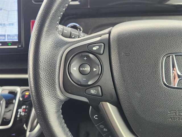 ホンダ ステップワゴン スパーダ eHEV G EXホンダS 愛知県 2020(令2)年 4.5万km プラチナホワイトパール ホンダセンシング/・衝突軽減ブレーキ/・誤発進抑制装置/・先行発進お知らせ機能/純正9型ナビ/・フルセグTV/・Bluetooth/・CD/DVD/両側パワースライドドア/バックカメラ/アダプティブクルーズコントロール/社外前後ドライブレコーダー/ハーフレザーシート/シートヒーター　/革巻きステアリング　/ステアリングリモコン/純正フロアマット/純正16インチAW/LEDライト/ETC2.0