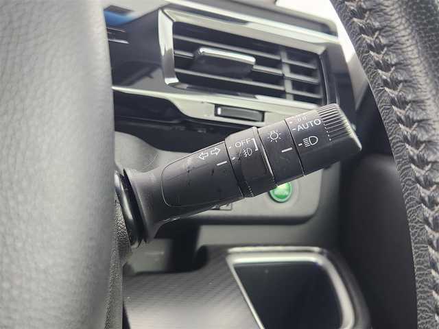 ホンダ ステップワゴン スパーダ eHEV G EXホンダS 愛知県 2020(令2)年 4.5万km プラチナホワイトパール ホンダセンシング/・衝突軽減ブレーキ/・誤発進抑制装置/・先行発進お知らせ機能/純正9型ナビ/・フルセグTV/・Bluetooth/・CD/DVD/両側パワースライドドア/バックカメラ/アダプティブクルーズコントロール/社外前後ドライブレコーダー/ハーフレザーシート/シートヒーター　/革巻きステアリング　/ステアリングリモコン/純正フロアマット/純正16インチAW/LEDライト/ETC2.0