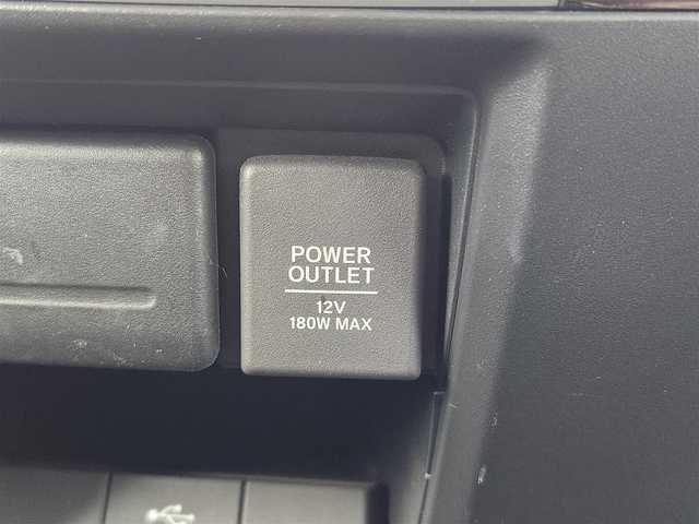 ホンダ ステップワゴン スパーダ eHEV G EXホンダS 愛知県 2020(令2)年 4.5万km プラチナホワイトパール ホンダセンシング/・衝突軽減ブレーキ/・誤発進抑制装置/・先行発進お知らせ機能/純正9型ナビ/・フルセグTV/・Bluetooth/・CD/DVD/両側パワースライドドア/バックカメラ/アダプティブクルーズコントロール/社外前後ドライブレコーダー/ハーフレザーシート/シートヒーター　/革巻きステアリング　/ステアリングリモコン/純正フロアマット/純正16インチAW/LEDライト/ETC2.0