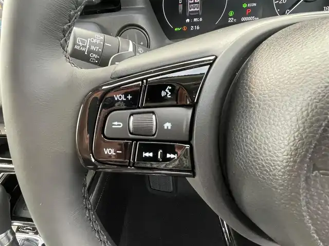 ホンダ ヴェゼル ハイブリッド e:HEV Z 千葉県 2025(令7)年 0.1千km クリスタルブラックパール 登録済未使用車/・登録時走行距離5km/ホンダセンシング/・衝突軽減ブレーキ/レーンキープアシスト/・レーダークルーズコントロール/オートハイビーム/・クリアランスソナー/ブラインドスポットモニター/純正9インチコネクトナビ/・フルセグ/BT/USB/カープレイ/バックカメラ/ステアリングスイッチ/パドルシフト/ETC2.0/ハーフレザーシート/シートヒーター(D/N席)/パワーシート()/ワイヤレス充電/パワーバックドア/電動パーキングブレーキ/ブレーキホールド/LEDヘッドライト/オートライト/フォグライト/スマートキー/プッシュスタート/純正18インチAW