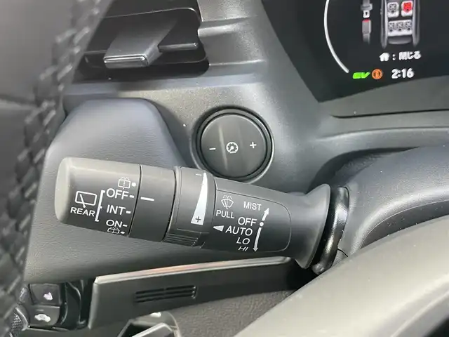 ホンダ ヴェゼル ハイブリッド e:HEV Z 千葉県 2025(令7)年 0.1千km クリスタルブラックパール 登録済未使用車/・登録時走行距離5km/ホンダセンシング/・衝突軽減ブレーキ/レーンキープアシスト/・レーダークルーズコントロール/オートハイビーム/・クリアランスソナー/ブラインドスポットモニター/純正9インチコネクトナビ/・フルセグ/BT/USB/カープレイ/バックカメラ/ステアリングスイッチ/パドルシフト/ETC2.0/ハーフレザーシート/シートヒーター(D/N席)/パワーシート()/ワイヤレス充電/パワーバックドア/電動パーキングブレーキ/ブレーキホールド/LEDヘッドライト/オートライト/フォグライト/スマートキー/プッシュスタート/純正18インチAW