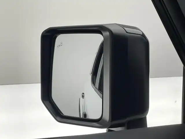 トヨタ ランドクルーザー ２５０ ZX 愛知県 2024(令6)年 0.4万km プラチナホワイトパールマイカ 純正１２．３型ナビ　Ｇｒｇｏセキュリティ　ムーンルーフ　ＪＢＬ　デジイン　茶革　全方位カメラ　ヒッチメンバー　ＥＴＣ２．０　ベンチレーション　ＢＳＭ　ワイヤレス充電　ＨＤＭＩ　トヨタチームメイト　禁煙　モデリスタ