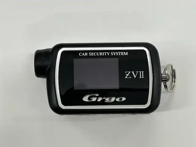 トヨタ ランドクルーザー ２５０ ZX 愛知県 2024(令6)年 0.4万km プラチナホワイトパールマイカ 純正１２．３型ナビ　Ｇｒｇｏセキュリティ　ムーンルーフ　ＪＢＬ　デジイン　茶革　全方位カメラ　ヒッチメンバー　ＥＴＣ２．０　ベンチレーション　ＢＳＭ　ワイヤレス充電　ＨＤＭＩ　トヨタチームメイト　禁煙　モデリスタ