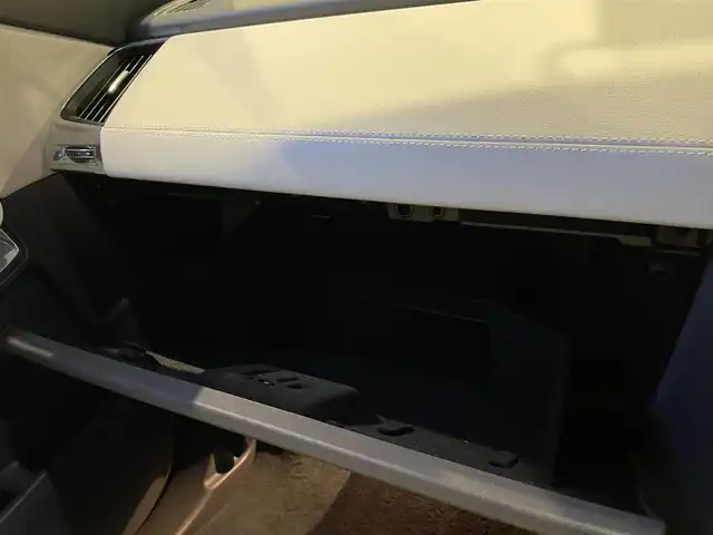 ジャガー Ｅペース S 180PS 愛知県 2018(平30)年 6.1万km 黒Ｍ 黒革シート/ナビ/TV/カープレイ/360度カメラ/Bluetooth/ACC/レーンキープアシスト/ブラインドスポット/パワーバックドア/パワーシート/シートヒーター/LEDヘッドライト/ETC