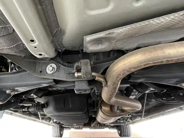 トヨタ アルファード S タイプゴールド 滋賀県 2021(令3)年 4.8万km ラグジュアリーホワイトパールクリスタルシャインガラスフレーク モデリスタエアロ/フリップダウンモニター/両側パワースライドドア/純正9インチナビ/（AM/FM/CD/DVD/フルセグ/Bluetooth/USB）/バックカメラ/ドライブレコーダー/ビルトインETC/デジタルインナーミラー/トヨタセーフティセンス/・踏み間違い防止アシスト/・ブレーキアシスト/・プリクラッシュブレーキアシスト/・ヒルスタート（坂道発進）アシスト/・前方衝突防止支援システム/・VDC（ビークルダイナミクスコントロール）/・レーンキープアシスト/・車間自動制御システム/・ASCD（オートスピードコントロール装置）/・ABS（アンチロックブレーキシステム）/・標識検知機能/・盗難防止アラーム	/電動格納ミラー/電子パーキング/ブレーキホールド/ステアリングスイッチ/オートライト/オートハイビーム/LEDヘッドライト/フロントフォグ/フルオートエアコン/USB端子/プッシュスタート/スマートキー