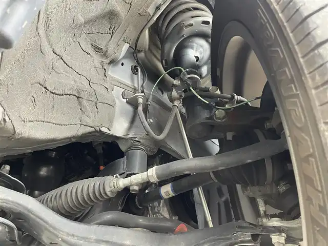 トヨタ アルファード S タイプゴールド 滋賀県 2021(令3)年 4.8万km ラグジュアリーホワイトパールクリスタルシャインガラスフレーク モデリスタエアロ/フリップダウンモニター/両側パワースライドドア/純正9インチナビ/（AM/FM/CD/DVD/フルセグ/Bluetooth/USB）/バックカメラ/ドライブレコーダー/ビルトインETC/デジタルインナーミラー/トヨタセーフティセンス/・踏み間違い防止アシスト/・ブレーキアシスト/・プリクラッシュブレーキアシスト/・ヒルスタート（坂道発進）アシスト/・前方衝突防止支援システム/・VDC（ビークルダイナミクスコントロール）/・レーンキープアシスト/・車間自動制御システム/・ASCD（オートスピードコントロール装置）/・ABS（アンチロックブレーキシステム）/・標識検知機能/・盗難防止アラーム	/電動格納ミラー/電子パーキング/ブレーキホールド/ステアリングスイッチ/オートライト/オートハイビーム/LEDヘッドライト/フロントフォグ/フルオートエアコン/USB端子/プッシュスタート/スマートキー