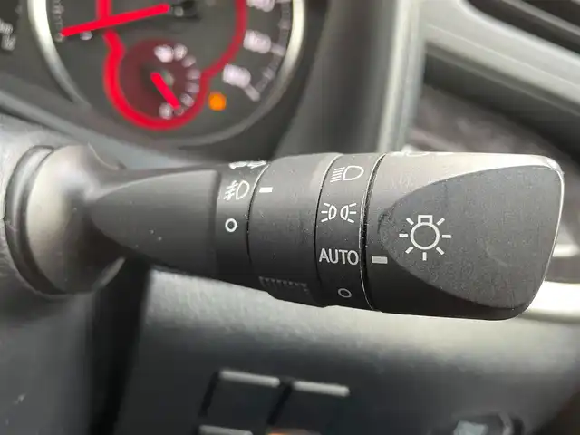 トヨタ アルファード S タイプゴールド 滋賀県 2021(令3)年 4.8万km ラグジュアリーホワイトパールクリスタルシャインガラスフレーク モデリスタエアロ/フリップダウンモニター/両側パワースライドドア/純正9インチナビ/（AM/FM/CD/DVD/フルセグ/Bluetooth/USB）/バックカメラ/ドライブレコーダー/ビルトインETC/デジタルインナーミラー/トヨタセーフティセンス/・踏み間違い防止アシスト/・ブレーキアシスト/・プリクラッシュブレーキアシスト/・ヒルスタート（坂道発進）アシスト/・前方衝突防止支援システム/・VDC（ビークルダイナミクスコントロール）/・レーンキープアシスト/・車間自動制御システム/・ASCD（オートスピードコントロール装置）/・ABS（アンチロックブレーキシステム）/・標識検知機能/・盗難防止アラーム	/電動格納ミラー/電子パーキング/ブレーキホールド/ステアリングスイッチ/オートライト/オートハイビーム/LEDヘッドライト/フロントフォグ/フルオートエアコン/USB端子/プッシュスタート/スマートキー