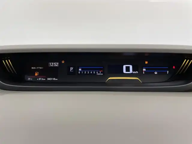 ホンダ フリード G ホンダセンシング 千葉県 2019(平31)年 4.4万km モダンスティールM 禁煙車　/社外８型ＳＤナビ（AVIC-RL902）/AM＆FM＆Bluetooth＆フルセグTV＆CD＆DVD/両側電動スライドドア　/ＬＥＤヘッドライト（オートライト付き）/アクティブコーナリングライト/ビルトインＥＴＣ　/純正フロアマット/ホンダセンシング/レーダークルーズコントロール　/レーンキープアシスト　/衝突軽減ブレーキ/リアサンシェード　/電動格納サイドミラー　/バックカメラ/アイドリングストップ/ウィンカーミラー/2列目キャプテンシート/プッシュスタート/ISOFIX/12Vシガーソケット