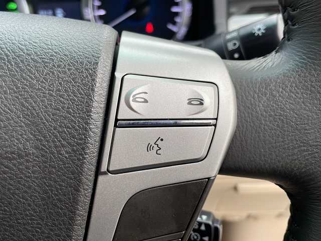 トヨタ アルファードハイブリット G Lパッケージ 岩手県 2012(平24)年 4.9万km ゴールドパールクリスタルシャイン SR プレミアムサウンドナビ フリップダウンモニター 全周囲C フルセグ 両側電動スライド 電動リアゲート メモリ付電動革シート シートヒーター クルコン ドラレコ AC100Vコンセント 純正16AW オートHIDライト フォグ