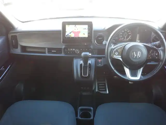 ホンダ Ｎ ＯＮＥ プレミアム ツアラー 静岡県 2021(令3)年 1.8万km シャイニンググレーM  ワンオーナー(保証書あり)/ 走行：17235km(登録時)/ 4WD ターボ/ ホンダセンシング/ スマートキー/ プッシュスタート/ Gathers スタンダードインターナビ/　(VXM-214VFi)/ バックカメラ/ ナビ連動ドライブレコーダー/ ビルトインETC2.0/ パドルシフト/ 前席シートヒーター/ 純正15インチアルミ/ 純正フロアマット