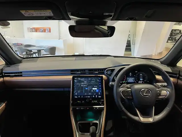 レクサス ＬＢＸ リラックス 道央・札幌 2024(令6)年 0.7万km ソニッククォーツ MODELLISTAアドバンストラグジュアリーパッケージ/　・フロントスポイラー/　・サイドスカート/　・リヤスカート/カラーヘッドアップディスプレイ/純正ドライブレコーダー/LexusSafetySystem+/ブラインドスポットモニター/パノラミックビューモニター/9.8インチディスプレイオーディオ(コネクティッドナビ対応)/フルセグTV/USB/Bluetooth/LEDヘッドランプ/本革シート/シートヒーター/運転席パワーシート/パワーバックドア