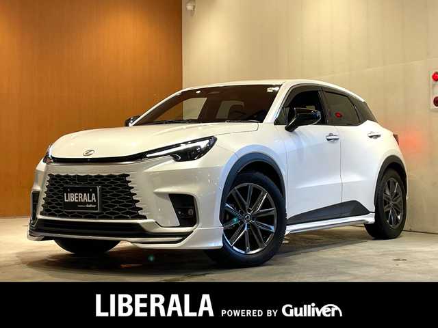 レクサス ＬＢＸ リラックス 道央・札幌 2024(令6)年 0.7万km ソニッククォーツ MODELLISTAアドバンストラグジュアリーパッケージ/　・フロントスポイラー/　・サイドスカート/　・リヤスカート/カラーヘッドアップディスプレイ/純正ドライブレコーダー/LexusSafetySystem+/ブラインドスポットモニター/パノラミックビューモニター/9.8インチディスプレイオーディオ(コネクティッドナビ対応)/フルセグTV/USB/Bluetooth/LEDヘッドランプ/本革シート/シートヒーター/運転席パワーシート/パワーバックドア