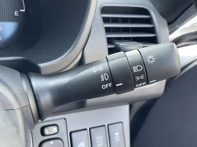 ダイハツ コペン セロ 滋賀県 2015(平27)年 0.6万km パールホワイトⅢ 社外7インチナビ/【Bluetooth/CD/DVD/フルセグTV】/LEDヘッドライト/ETC/D/Nシートヒーター/純正フロアマット/プッシュスタート/スマートキー/ステアリングリモコン/MTモード付AT