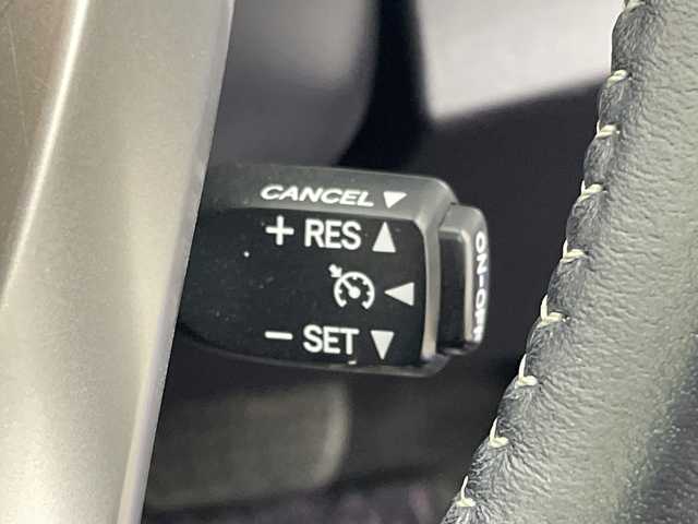 トヨタ アクア G ブラックソフトレザーセレ 群馬県 2016(平28)年 4.2万km パープルメタリック 純正ナビ　バックカメラ　ビルトインＥＴＣ　ドラレコ　ハーフレザーシート　衝突被害軽減ブレーキ　レーンアシスト　オートマチックハイビーム　キセノンヘッドライト　フォグランプ　スマートキー　禁煙車