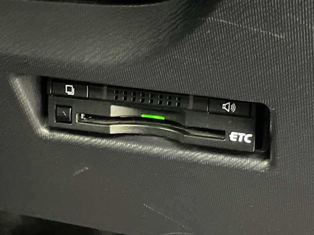 トヨタ アクア G ブラックソフトレザーセレ 群馬県 2016(平28)年 4.2万km パープルメタリック 純正ナビ　バックカメラ　ビルトインＥＴＣ　ドラレコ　ハーフレザーシート　衝突被害軽減ブレーキ　レーンアシスト　オートマチックハイビーム　キセノンヘッドライト　フォグランプ　スマートキー　禁煙車