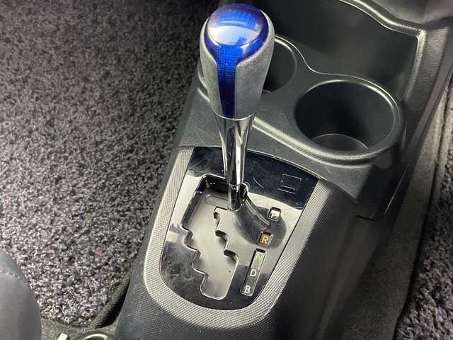 トヨタ アクア G ブラックソフトレザーセレ 群馬県 2016(平28)年 4.2万km パープルメタリック 純正ナビ　バックカメラ　ビルトインＥＴＣ　ドラレコ　ハーフレザーシート　衝突被害軽減ブレーキ　レーンアシスト　オートマチックハイビーム　キセノンヘッドライト　フォグランプ　スマートキー　禁煙車