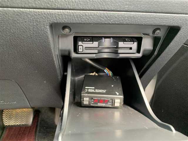 トヨタ アルファード 240S プライムセレクションⅡ 大阪府 2010(平22)年 15.2万km ホワイトパールクリスタルシャイン 社外SDナビ(ALPINE　EX009V)/　AM/FM/CD/DVD/BT/フルセグ/バックカメラ/フリップダウンモニター/クルーズコントロール/両側パワースライドドア/ETC/取説/保証書
